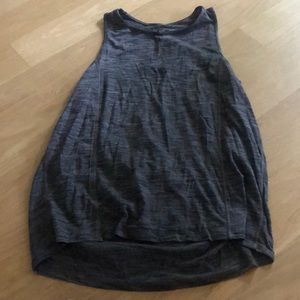 Lululemon tank